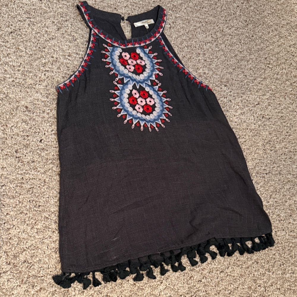 ANDREE BY UNIT Black Top with Red and Blue Embroidery